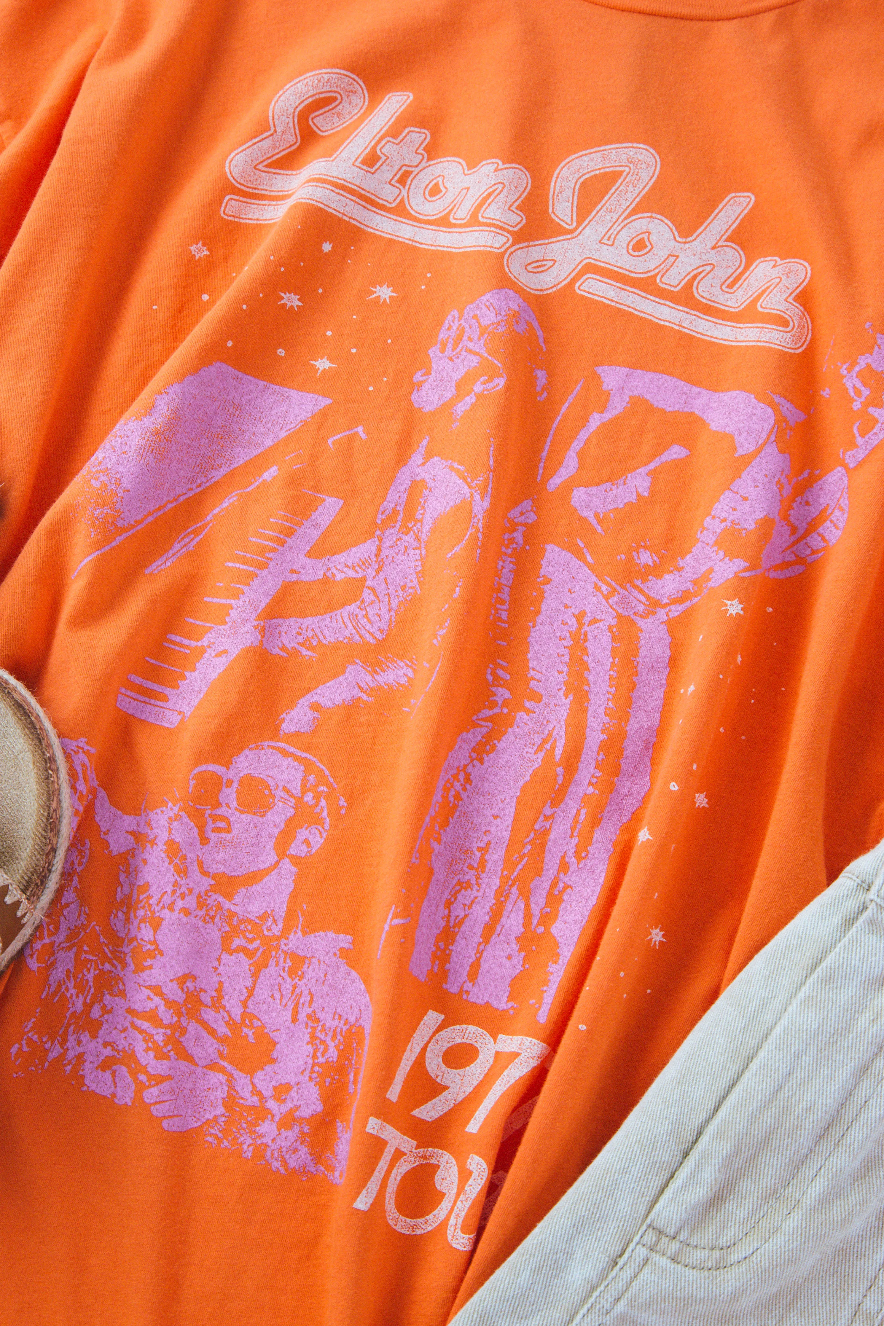 Elton John 1977 Tour Tee, Tiger Lily | Daydreamer