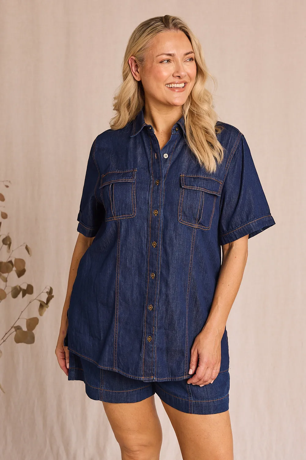 Sam Tencel Short Sleeve Shirt in Dark Wash