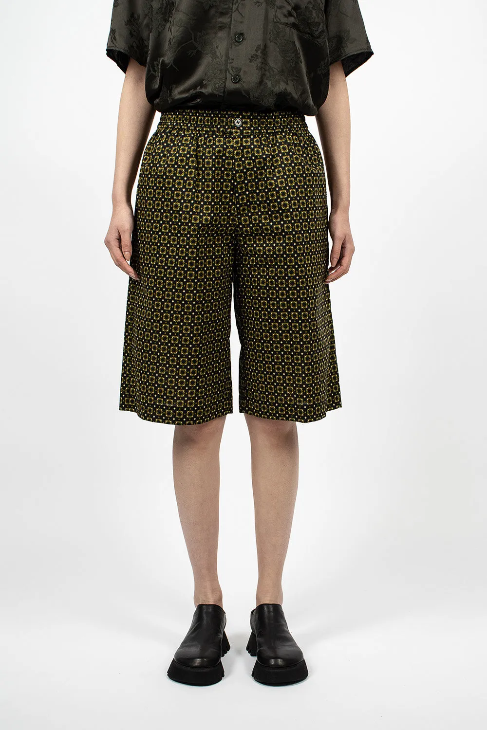 Weekend Short Black/Green